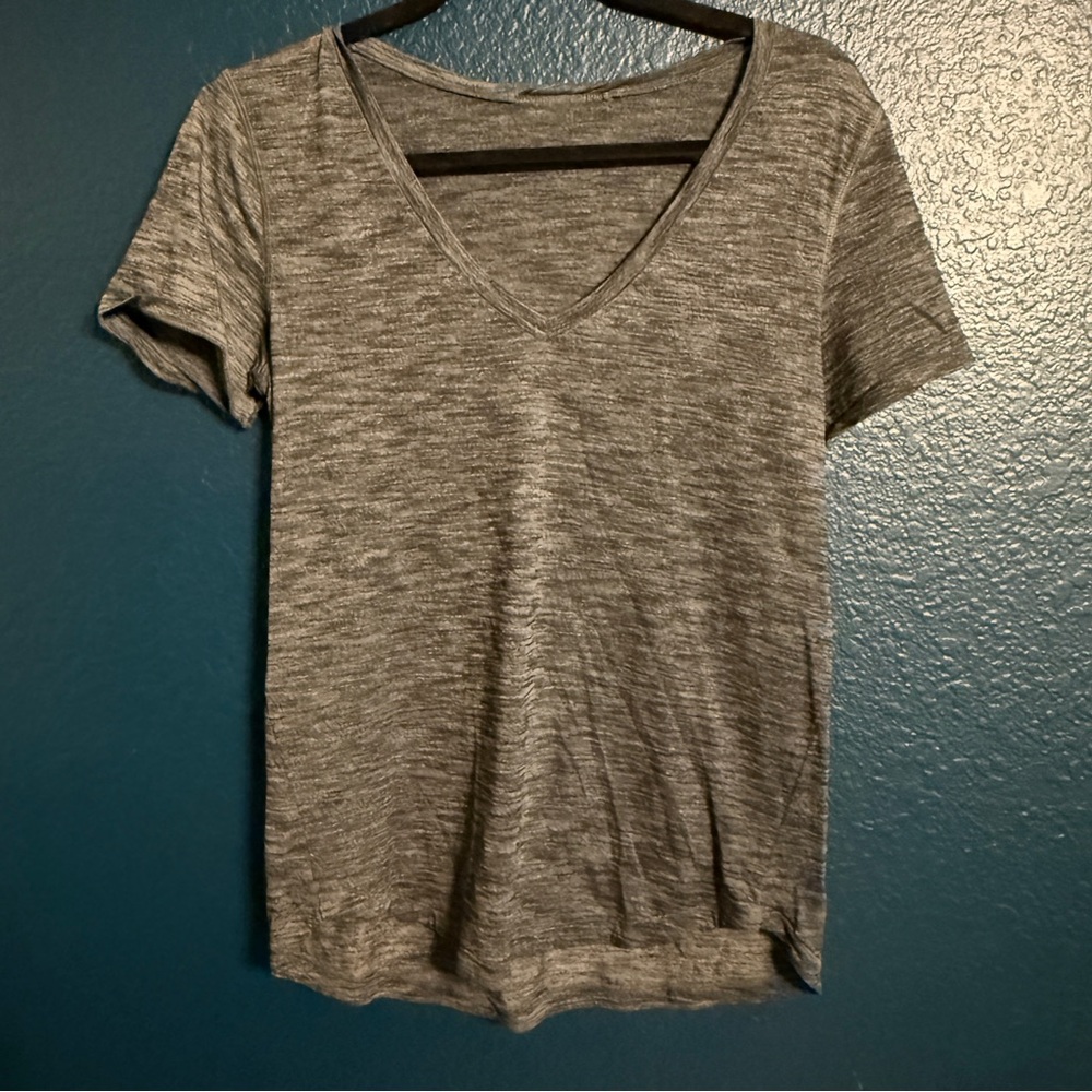 Lululemon Gray V-Neck Women's Top